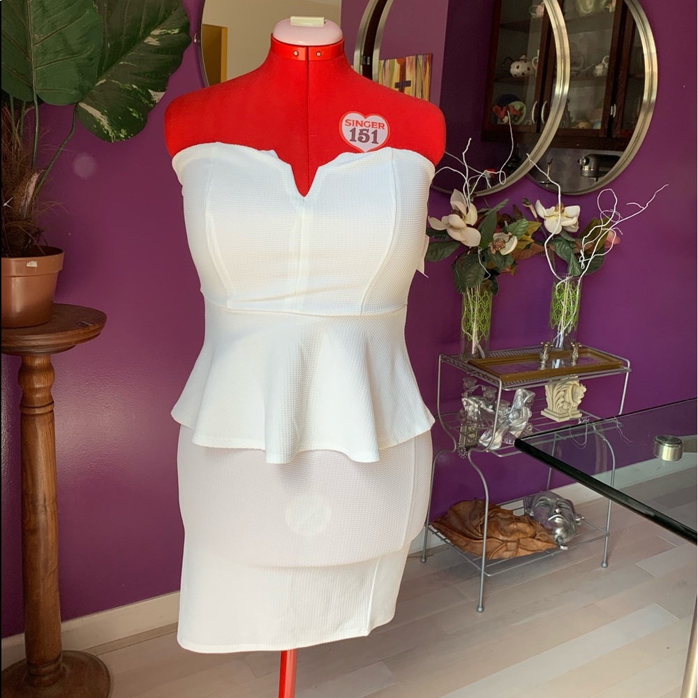 White medi strapless Dress